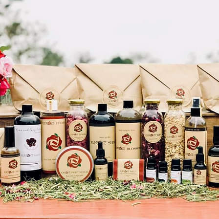 TẠI SAO CHÚNG TA CẦN CHĂM SÓC DA?